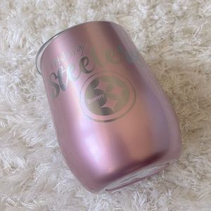 Brand new -never used Steelers vacuum insulated mug.